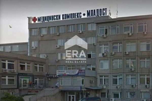 Бизнес имот във Варна, Младост 2