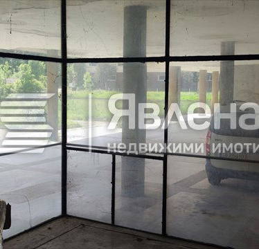 Снимка 3 — Промишлена сграда в София, Ботевград
