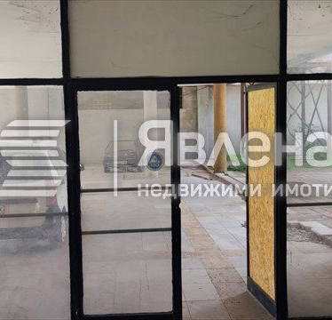 Снимка 4 — Промишлена сграда в София, Ботевград