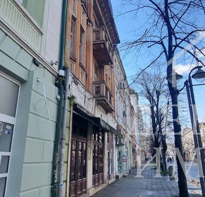 Снимка 3 — Промишлена сграда в Бургас, Център