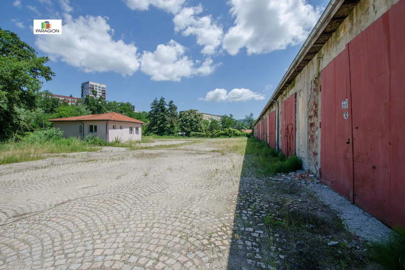 Industrial Building in Gabrovo, Borovo
