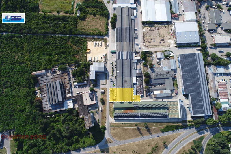 Industrial Building in Ruse, Promishlena Zona - Zapad