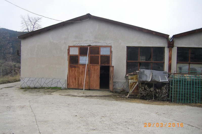 Industrial Building in Oblast Smolyan, Momchilovci