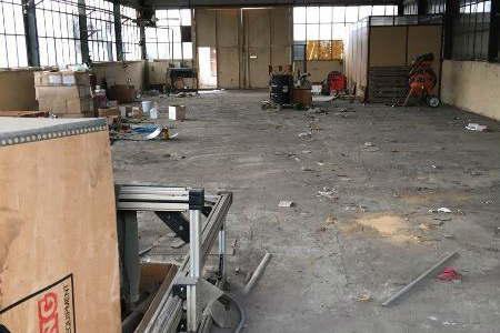 Industrial Building in Tyrgovishte, Promishlena Zona