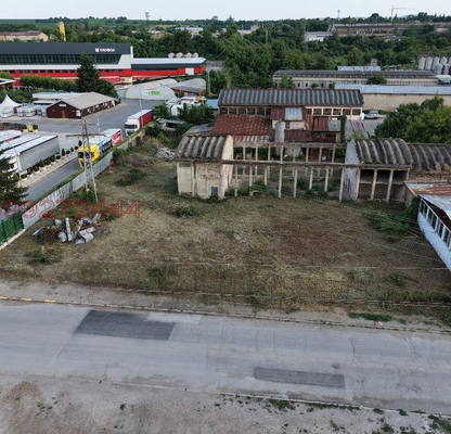 Photo 2 — Industrial Building in Tyrgovishte, Promishlena Zona