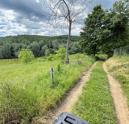 Photo 2 — Agricultural Land in Oblast Lovech, Golyama Jelyazna