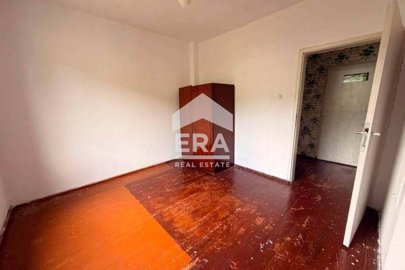 Floor of House in Oblast Varna, Aksakovo