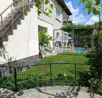 Photo 2 — Floor of House in Oblast Plovdiv, Banya