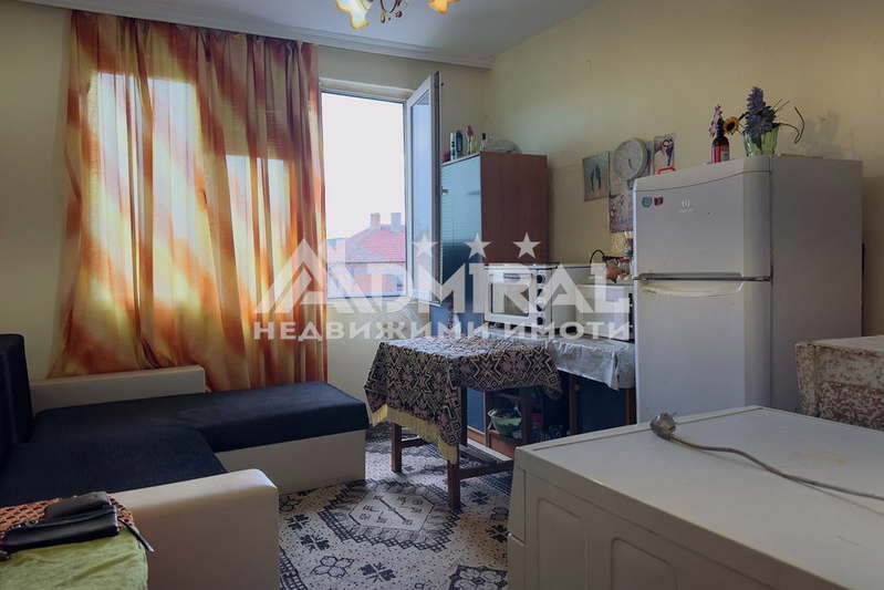 Етаж от къща в Бургас, Меден рудник - зона Б