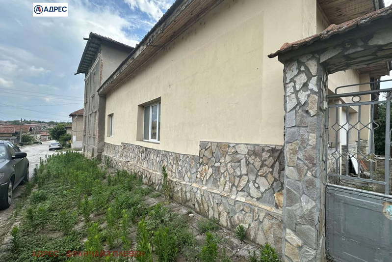 Етаж от къща в Плевен, Долни Дъбник