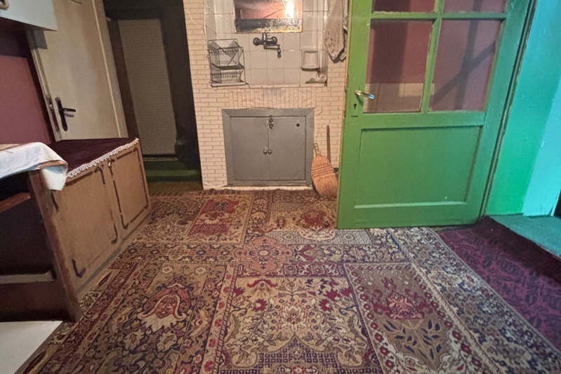 Floor of House in Gabrovo, Hadjiconev Most