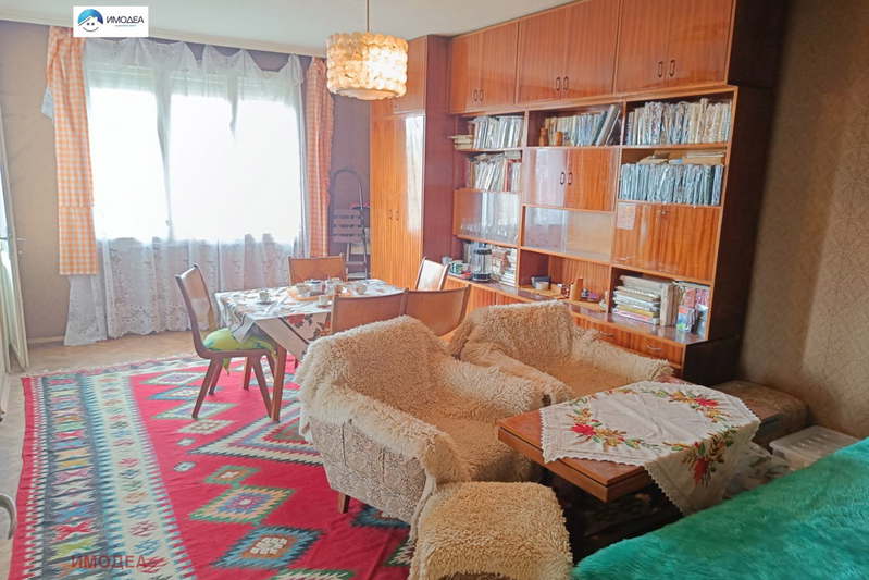 Floor of House in Oblast Veliko Tyrnovo, Gorna Oryahovica