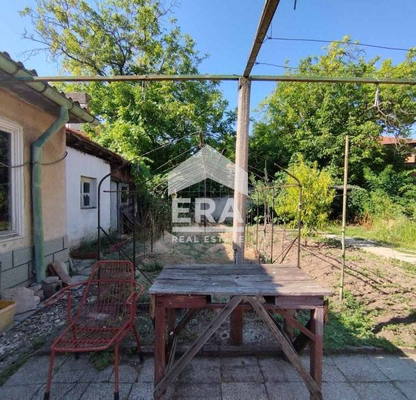Снимка 4 — Етаж от къща в Хасково, Македонски