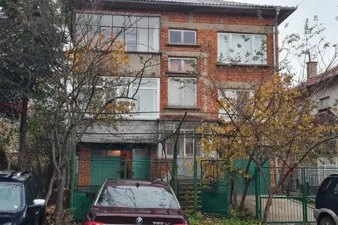 Етаж от къща в Разград, Кубрат