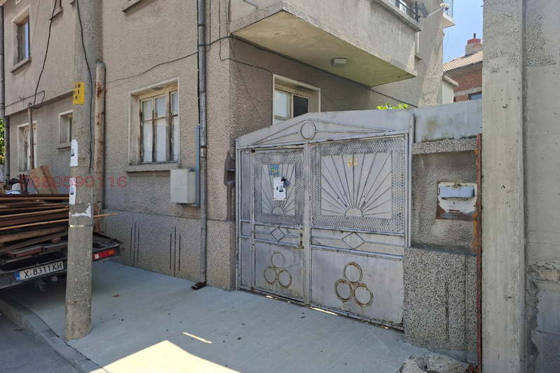 Етаж от къща в Пазарджик, Панагюрище