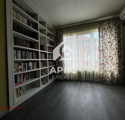 Photo 4 — Floor of House in Oblast Pazardjik, Peshtera