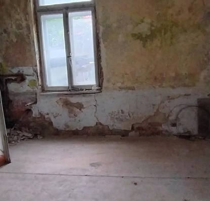 Снимка 4 — Етаж от къща в Русе, Широк център