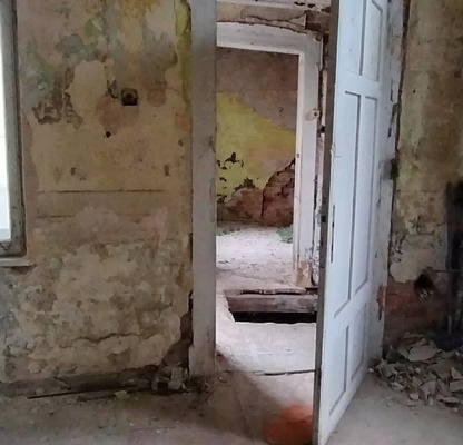 Снимка 5 — Етаж от къща в Русе, Широк център
