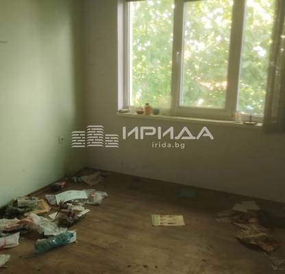 Снимка 2 — Етаж от къща в с. Мировяне