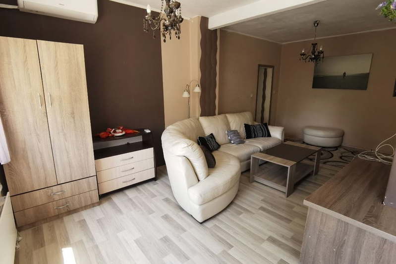Floor of House in Sofiya, Centyr