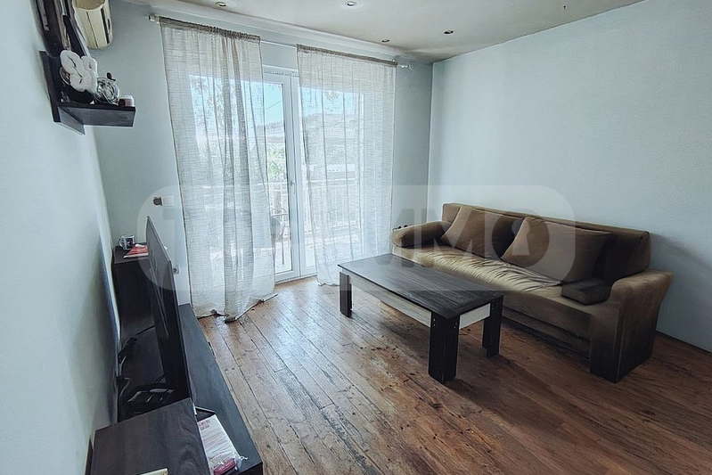 Floor of House in Varna, Rakitnika