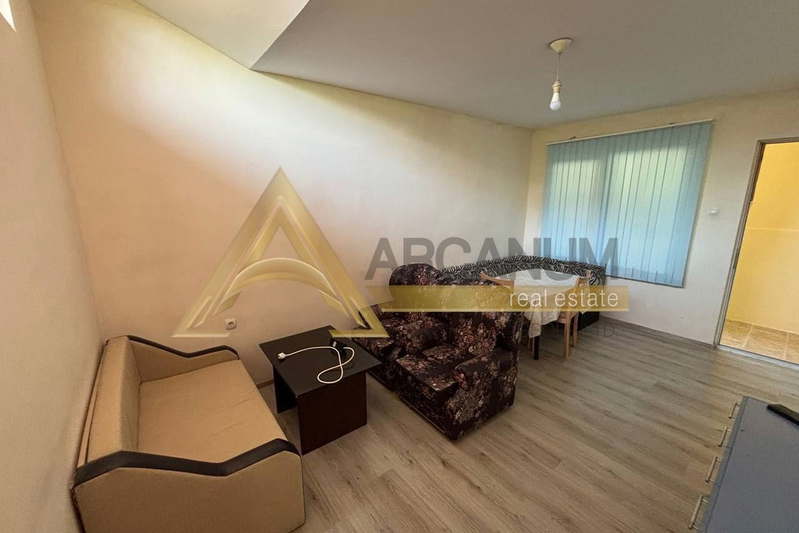 Floor of House in Varna, Vyzrajdane 2
