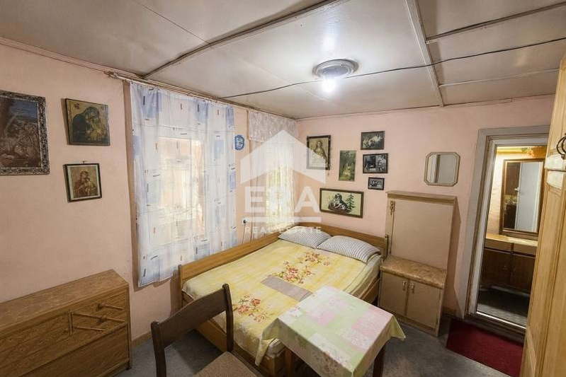 Етаж от къща във Велико Търново, Варуша