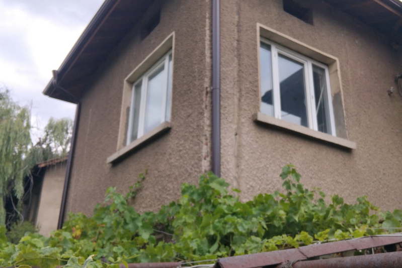 House in Oblast Kyustendil, Bobov Dol