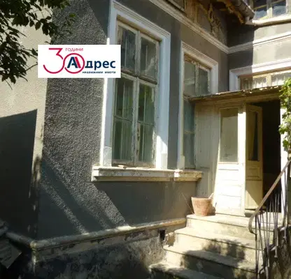 Photo 4 — House in Dobrich, Centyr