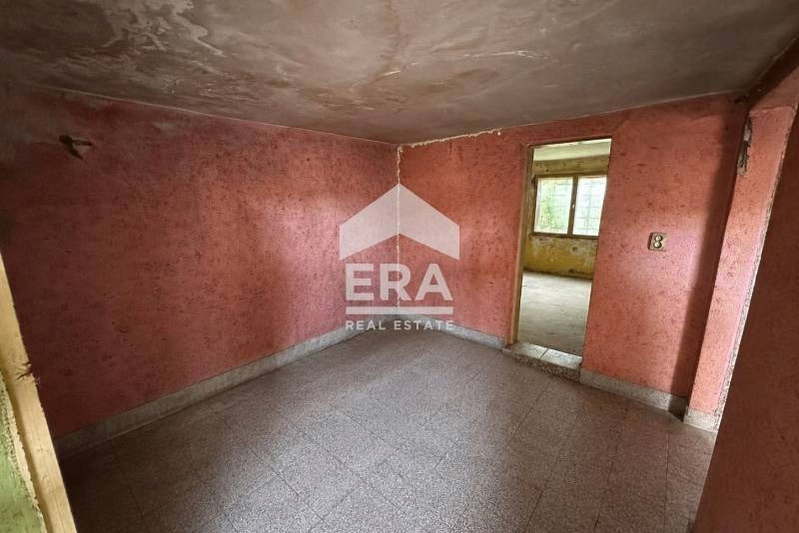 House in Dobrich, Jp Gara