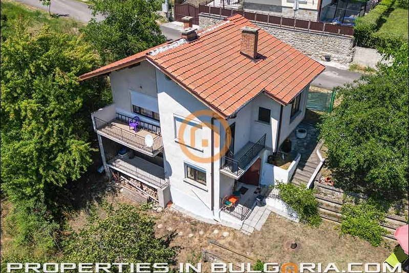 House in област София, Dolna Banya