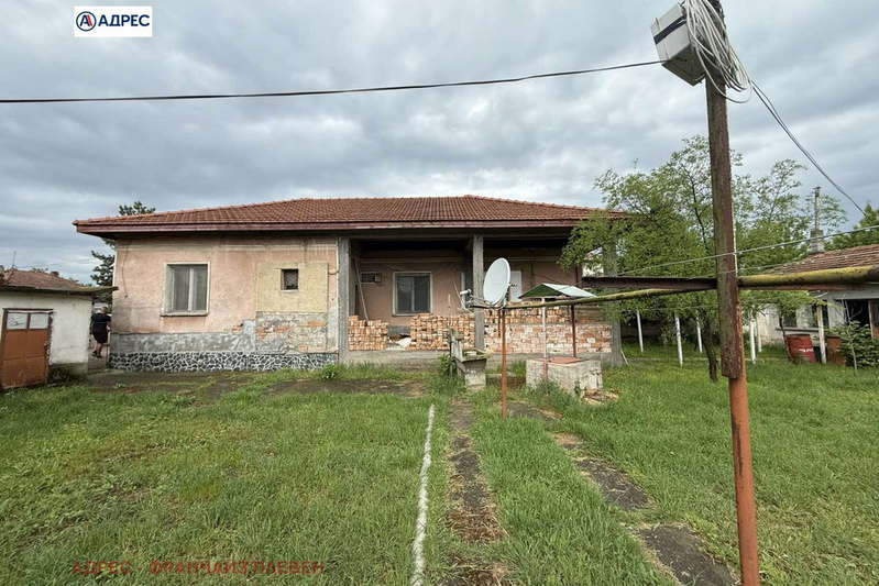 House in Oblast Pleven, Dolna Mitropoliya