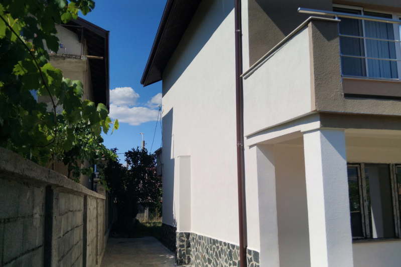 House in Oblast Kyustendil, Dupnica