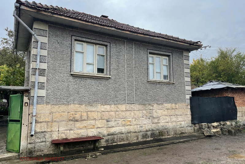 House in Oblast Ruse, Dve Mogili