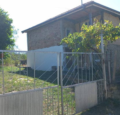 Photo 2 — House in Gabrovo, Belenci