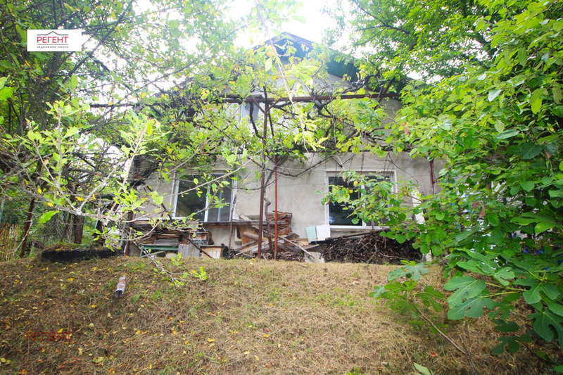 House in Gabrovo, Hadjiconev Most