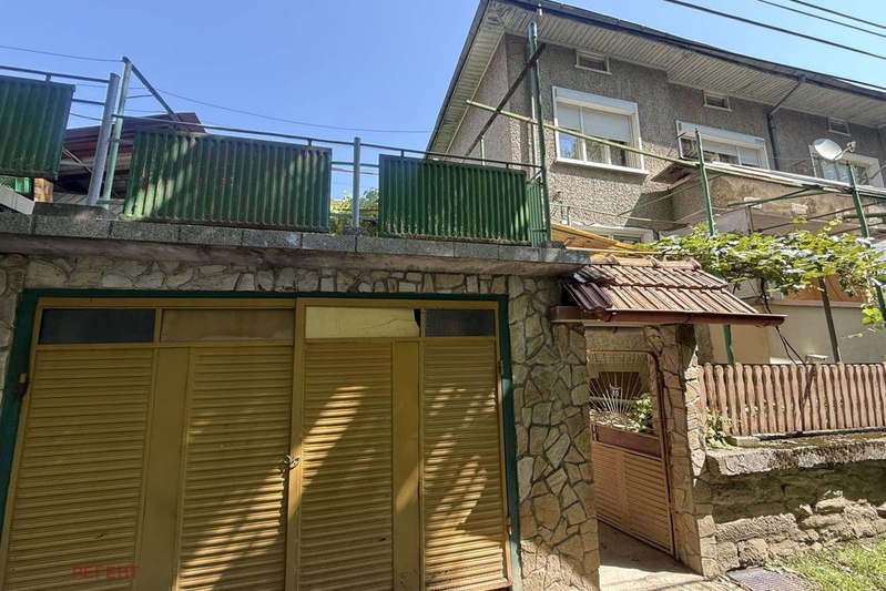 House in Gabrovo, Nedevci