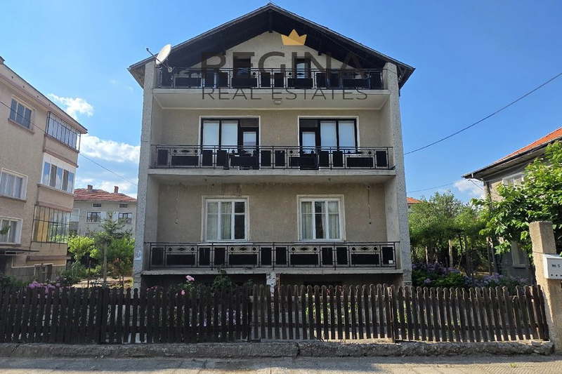 House in Oblast Plovdiv, Hisarya