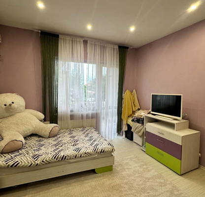 Photo 3 — House in Oblast Plovdiv, Karlovo