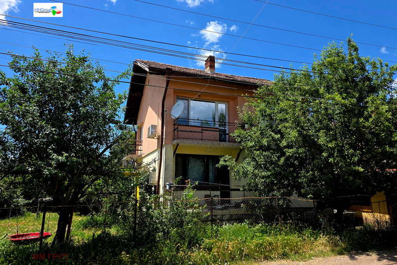 Къща в София, Костинброд