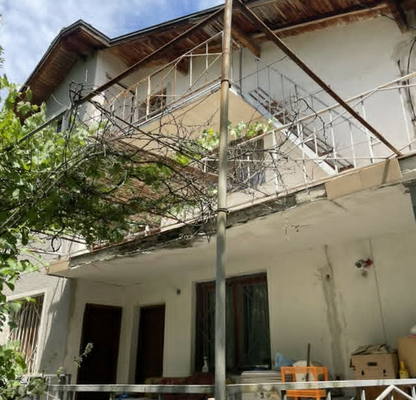 Photo 2 — House in област София, Kostinbrod