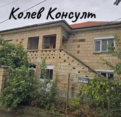 Снимка 3 — Къща в Кърджали, Момчилград