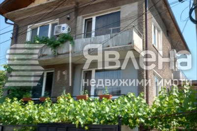 House in Pernik, Klepalo