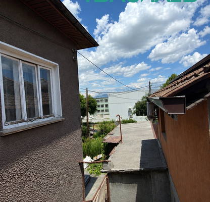 Photo 5 — House in Pernik, Ralica