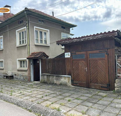 Photo 2 — House in Oblast Gabrovo, Plachkovci