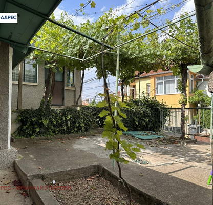 Photo 2 — House in Pleven, 9-Ti Kvartal