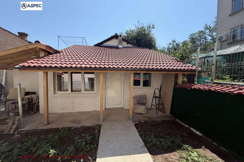 House in Pleven, 9-Ti Kvartal