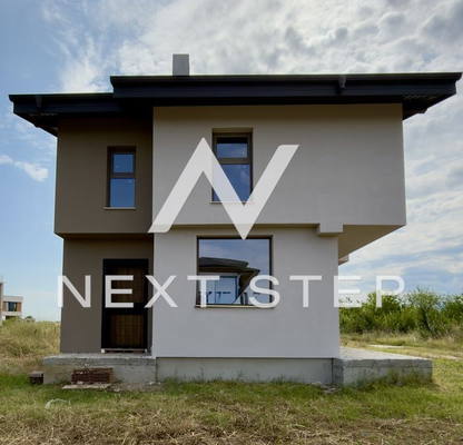 Photo 2 — House in Plovdiv, Belomorski