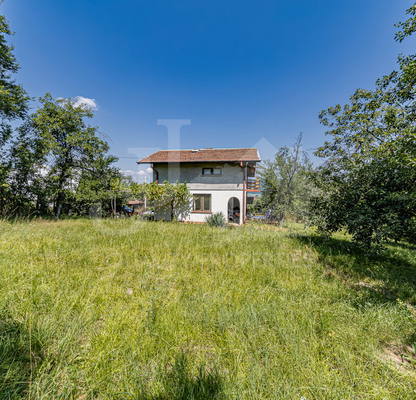 Photo 4 — House in област София, Pravec