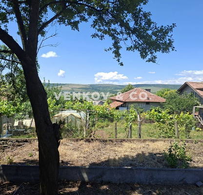Photo 2 — House in Oblast Pernik, Radomir